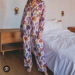 PrintFresh Royal Palms - Long Sleep Set - Amethyst Sz M Gently Used